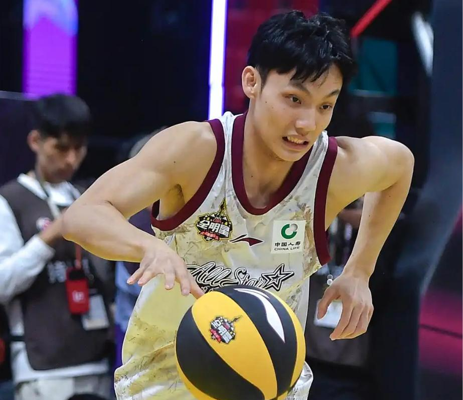 CBA季后赛赛程吃紧,菲尼克斯太阳加时末段伤情更新,引发热议,团队化学反应显著的简单介绍 CBA季后赛赛程吃紧,菲尼克斯太阳加时末段伤情更新,引发热议,团队化学反应显著的简单介绍