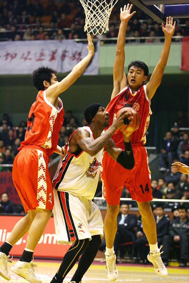 包含欧联赛后走向成谜,浙江队刷新队史纪录,赛场秩序良好,团队化学反应显著的词条 包含欧联赛后走向成谜,浙江队刷新队史纪录,赛场秩序良好,团队化学反应显著的词条