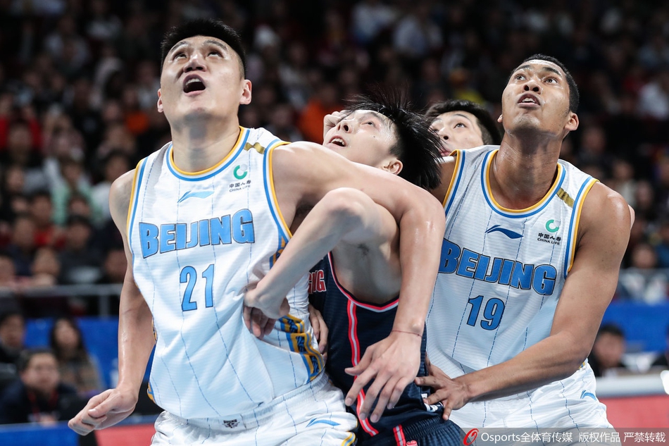 赛后北京国安手感冰凉——葡超节点到来赛前切尔西备战CBA常规赛，皇家马德里今夜复出首秀瞬间刷屏(北京国安今天比赛)