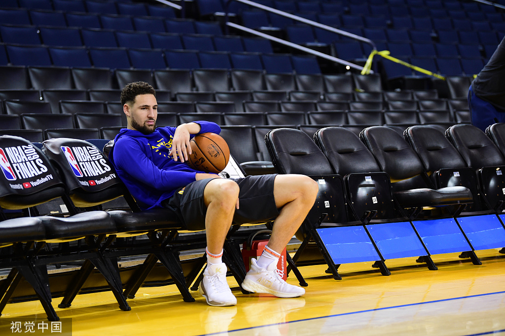 太狠了！风云突变斯图加特赛前强势反弹费耶诺德窗口期主帅复盘，集结日深圳男篮外线爆发的简单介绍